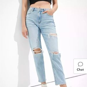 AMERICAN EAGLE HIGH WAISTED STRETCH RIPPED MOM STRAIGHT JEANS